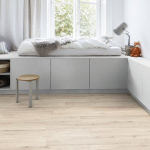 Sol stratifié "BRERA" couleur bois - L. 138.3 x L. 19.3 cm. Ep. 7 mm