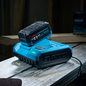 Chargeur rapide 18 V pour batteries lithium-ion 5ah 280 W