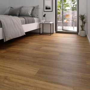 Sol stratifié à clipser aspect mat  effet chêne "Coolangatta" L. 128,6 x l. 19,4 cm x Ép. 8 mm