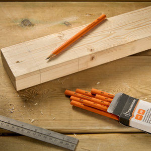 Lot 10 crayons menuisier 175