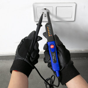 Testeur de tension avec dispositif de coupure de différentiel