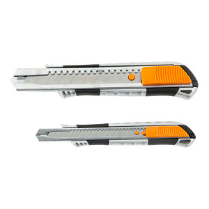 Lot de 2 cutters avec lames acier de 9 et 18 mm