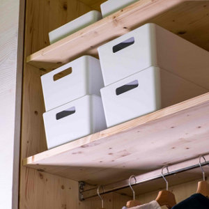 Boîte blanche avec couvercle 10 L