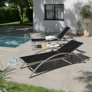 Lot de 2 bain de soleil en acier et textile gris mat "KERICA" - L. 189 x l. 63 x H. 42 cm.