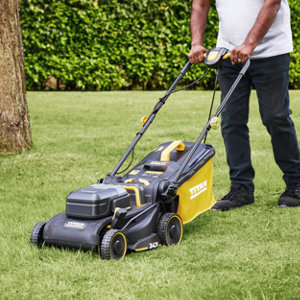 Tondeuse électrique 1400 W coupe 34 cm hauteur réglable mulching