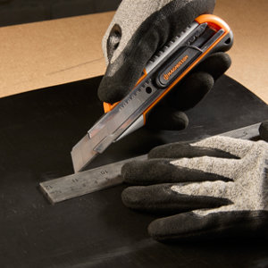 Lot de 2 cutters acier inox 9 mm et 18 mm