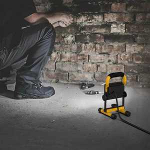 Projecteur de chantier LED filaire 10W, 6500k tête réglable - 20,8x11x12,6 cm