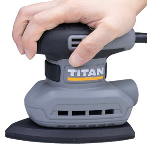 Ponceuse triangulaire filaire 160 W plateau 360° auto-agrippant