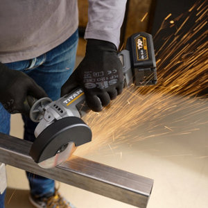 Meuleuse d’angle sans fil 18 V 125 mm vitesse variable 2500–11500 tr/min